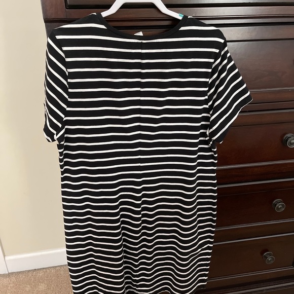 Old Navy Black/White Scoop Neck Dress - Size XXL - Picture 2 of 3